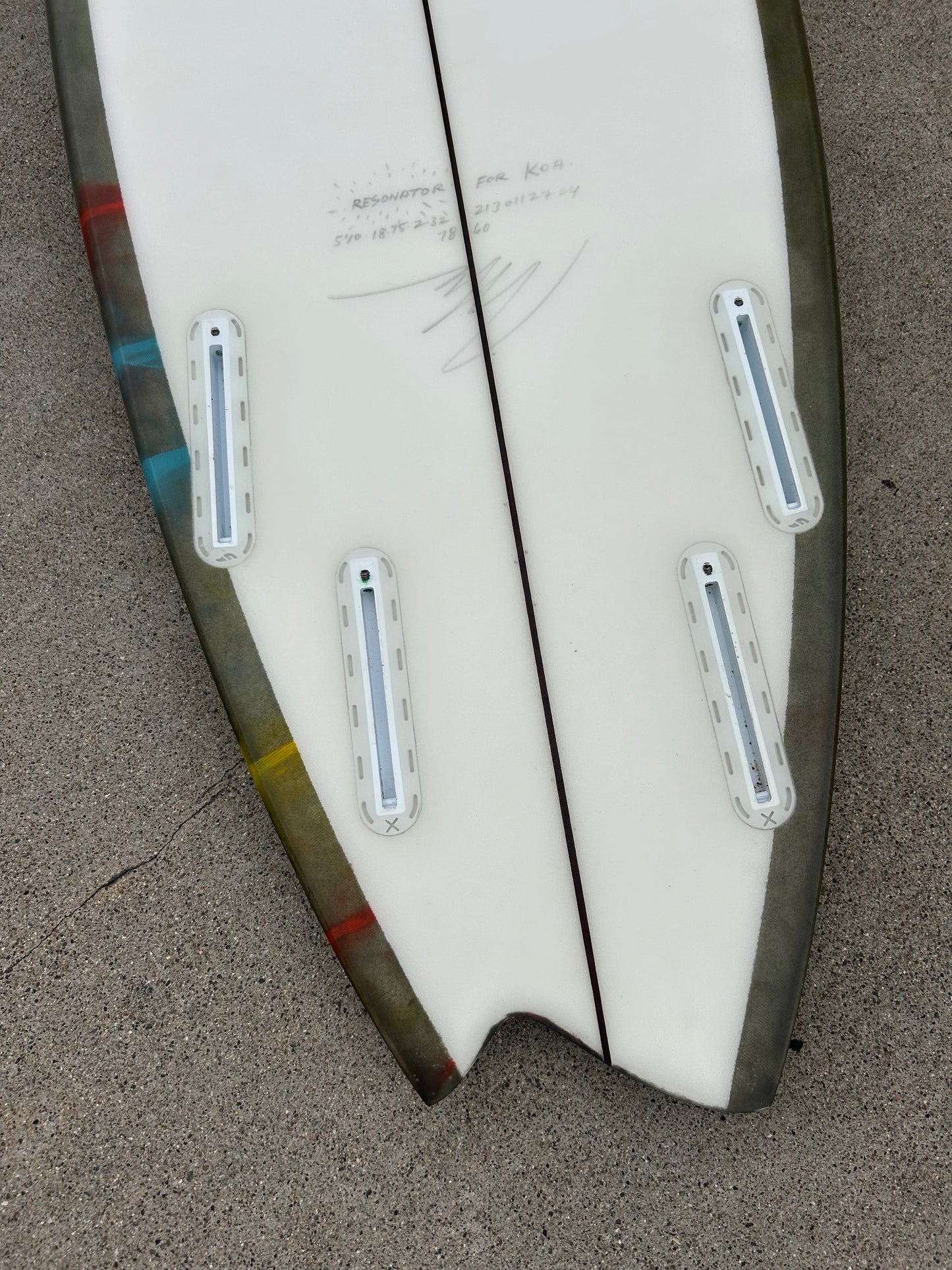 5' 10" Resonator (Used)(Goofy)